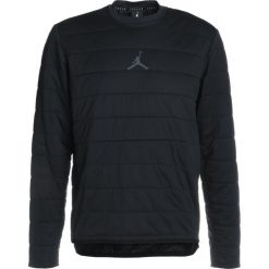 Jordan TECH QUILTED CREW Bluza black/anthracite. Czarne bluzy nierozpinane męskie marki Jordan, z elastanu. W wyprzedaży za 356.30 zł.