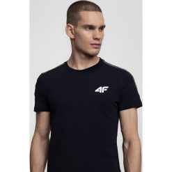 T-shirt męski TSM211 - granat. T-shirty męskie marki 4f. W wyprzedaży za 49.99 zł.