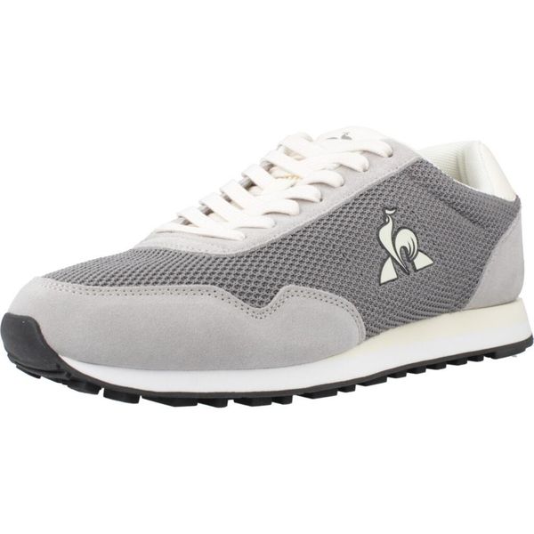 Buty LE COQ SPORTIF ASTRA_2 Szary. Szare buty trekkingowe męskie le coq sportif, bez wzorów, z tkaniny, bez zapięcia, trekkingowe. Za 292.99 zł.