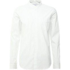 Samsøe & Samsøe LIAM Koszula white. Białe koszule męskie Samsøe & Samsøe, z bawełny. Za 369.00 zł.