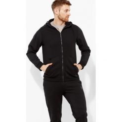 Reebok Bluza Ts Full-Zip Hoodie , czarny, rozmiar M. Czarne bluzy nierozpinane męskie Reebok, l, bez wzorów, z materiału, klasyczne, bez ramiączek, bez kaptura. W wyprzedaży za 199.99 zł.