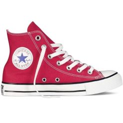 Trampki Converse Chuck Taylor All Star Classic Hi. Czerwone trampki męskie Converse, bez wzorów, retro, bez zapięcia. Za 316.20 zł.
