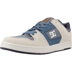 Buty DC MANTECA 4 M SHOE Niebieski. Białe buty sportowe na co dzień męskie DC Shoes, m, bez wzorów, z tkaniny, bez ramiączek, bez kaptura. Za 239.99 zł.