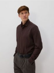 Koszula slim z bawełny egipskiej - brązowy. Brązowe koszule męskie Reserved, l, bez wzorów, z bawełny, bez kołnierzyka, bez ramiączek. Za 139.99 zł.