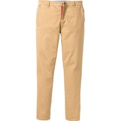 Spodnie chino Slim Fit bonprix beżowy. Eleganckie spodnie męskie marki bonprix. Za 109.99 zł.