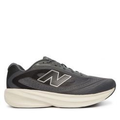 Buty do biegania New Balance. Szare buty do biegania męskie New Balance, bez wzorów, bez zapięcia, do biegania. Za 399.99 zł.