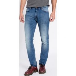 Wrangler - Jeansy Greensboro. Jeansy męskie marki Wrangler. Za 349.90 zł.