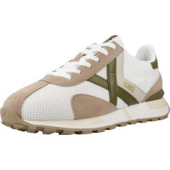 Buty MUNICH SAPPORO Biały. Białe buty trekkingowe męskie Munich, bez wzorów, ze skóry, bez zapięcia, trekkingowe. Za 380.99 zł.