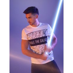 T-SHIRT STAR WARS. T-shirty męskie marki TOP SECRET. W wyprzedaży za 19.99 zł.