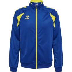 Kurtka z dresu Hummel Core 2.0. Niebieskie kurtki męskie HUMMEL, bez wzorów, z dresówki, sportowe, bez ramiączek, bez kaptura. Za 256.50 zł.