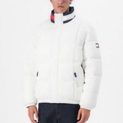 Kurtka TOMMY JEANS TJM DNA COLLAR PUFFR EXT Biały. Białe kurtki męskie Tommy Hilfiger, m, bez wzorów, z jeansu, bez ramiączek, bez kaptura. Za 1,000.08 zł.