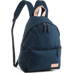 Plecak EASTPAK - Padded Sleek'r EK46D Studded Navy 70U. Niebieskie plecaki męskie Eastpak, z materiału. Za 359.00 zł.