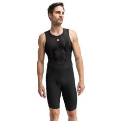 Spodenki rowerowe Gravel męskie SIROKO Berg. Czarne szorty sportowe męskie SIROKO, bez wzorów, z nylonu, sportowe. W wyprzedaży za 339.00 zł.