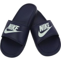 Nike Klapki męskie Benassi JDI granatowe r. 40 (343880 403). Klapki i japonki męskie Nike. Za 106.49 zł.