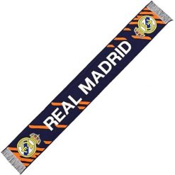 Szalik Real Madryt - oficjalny licencjonowany. Szaliki męskie Real Madrid, bez wzorów, sportowe. Za 99.90 zł.