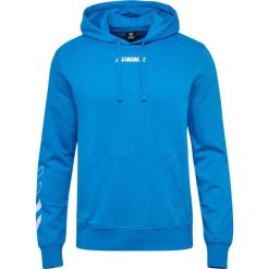 Bluza z kapturem Hummel hmlELEMENTAL. Niebieskie bluzy nierozpinane męskie HUMMEL, bez wzorów, sportowe, bez ramiączek, z kapturem. W wyprzedaży za 137.25 zł.