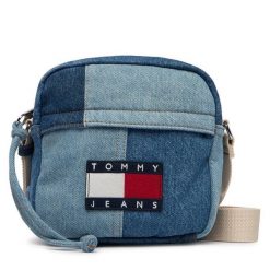 Saszetka Tommy Jeans. Niebieskie saszetki męskie Tommy Jeans, bez wzorów, z denimu, małe. Za 409.99 zł.