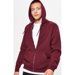 Zapinana bluza BASIC z kapturem - Bordowy. Bluzy rozpinane męskie marki Cropp. Za 89.99 zł.