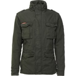 Superdry CLASSIC ROOKIE MILITARY Kurtka przejściowa khaki. Kurtki męskie marki Superdry. Za 509.00 zł.