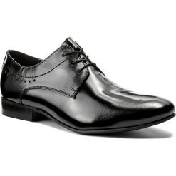 Półbuty LASOCKI FOR MEN MI08-C354-391-06. Czarne eleganckie półbuty męskie Lasocki For Men, z lakierowanej skóry, bez obcasa, bez zapięcia. Za 199.99 zł.