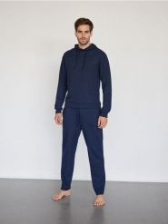 Dwuczęściowa piżama z bawełną - granatowy. Niebieskie piżamy męskie Reserved, l, bez wzorów, z bawełny, bez kołnierzyka, bez ramiączek. W wyprzedaży za 119.99 zł.