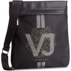 Saszetka VERSACE JEANS - E1YTBB12 70892 899. Saszetki męskie marki Versace Jeans. W wyprzedaży za 369.00 zł.