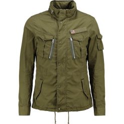 Schott NYC SQUAD Kurtka wiosenna kaki. Kurtki męskie marki Schott NYC. W wyprzedaży za 419.30 zł.