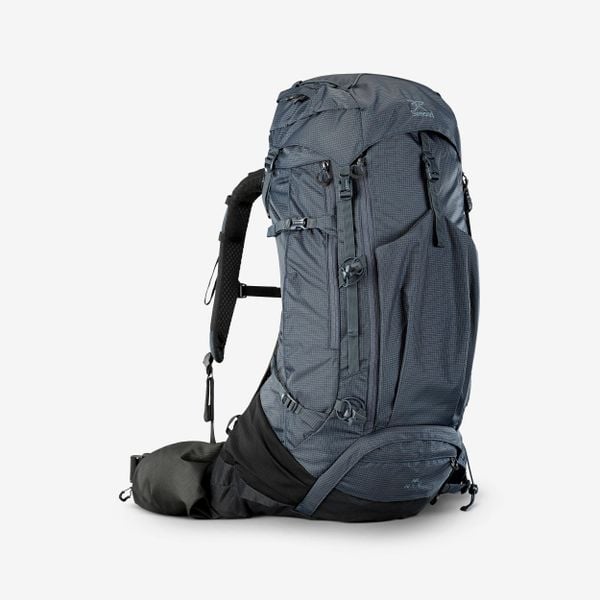 Plecak trekkingowy męski MT 500 Air 50+10 litrów. Czarne plecaki męskie SIMOND, bez wzorów, z poliamidu. Za 519.99 zł.