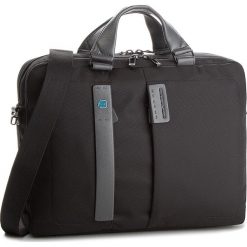 Torba na laptopa PIQUADRO - CA3347P16 Czarny. Torby na laptopa męskie marki Piquadro. W wyprzedaży za 659.00 zł.