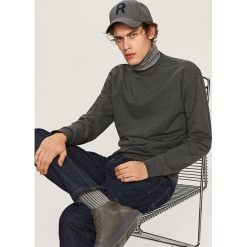 Gładka bluza Basic - Szary. Szare bluzy nierozpinane męskie marki Reserved. Za 59.99 zł.