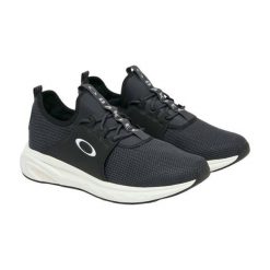 Oakley Buty Dry Os Fof100542-022. Czarne buty sportowe na co dzień męskie Oakley, m, bez wzorów, bez ramiączek, bez kaptura. Za 285.99 zł.