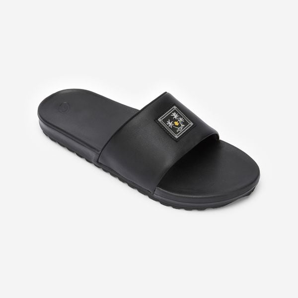 Klapki męskie Decathlon 550 Palm Label. Klapki i japonki męskie Decathlon, bez wzorów, z poliesteru. Za 79.99 zł.