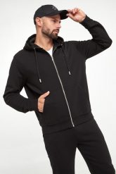 Bluza męska z kapturem KARL LAGERFELD. Bluzy nierozpinane męskie KARL LAGERFELD, m, bez wzorów, bez ramiączek, z kapturem. W wyprzedaży za 979.30 zł.