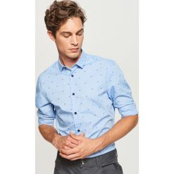 Koszula z mikroprintem regular fit - Niebieski. Koszule męskie marki Reserved. Za 89.99 zł.