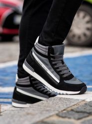 Buty męskie sneakersy za kostkę - szare V1. Szare buty sportowe na co dzień męskie Ombre Clothing, na zimę, m, bez wzorów, z gumy, bez ramiączek, bez kaptura. W wyprzedaży za 79.99 zł.