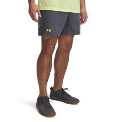 Spodenki Under Armour Vanish Woven 6In Graphic Sts Dorosłych. Szare szorty sportowe męskie Under Armour, bez wzorów, sportowe. Za 212.75 zł.