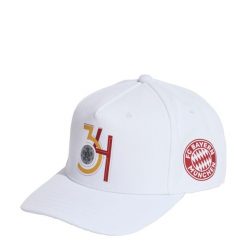 Czapka FCB Championship Winner Flat Cap. Białe czapki męskie ADIDAS, bez wzorów, eleganckie. Za 129.00 zł.