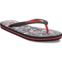 Japonki GUESS - F82Z01 BB00D P9Q5. Klapki i japonki męskie marki Guess. W wyprzedaży za 119.00 zł.