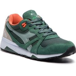Sneakersy DIADORA - N9000 III D501.171853 01 C7736 Dark Forest/Chinois Green. Zielone buty sportowe na co dzień męskie Diadora, z materiału. W wyprzedaży za 349.00 zł.