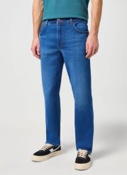 SPODNIE JEANSOWE MĘSKIE WRANGLER TEXAS RUSTIC 112352715. Niebieskie jeansy męskie Wrangler, bez wzorów, z bawełny, biznesowe. W wyprzedaży za 129.99 zł.