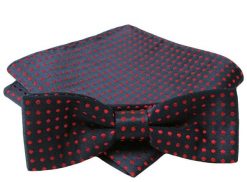 Mucha w Czerwone Groszki, Kropki + Poszetka, Męska. Czerwone krawaty i muchy męskie Alties, bez wzorów, eleganckie. Za 54.00 zł.