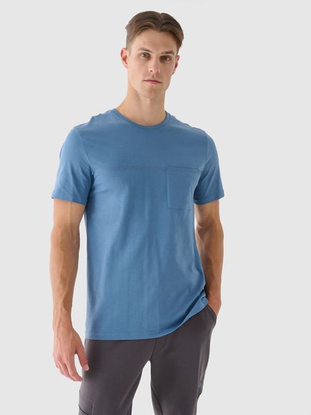 4F T-shirt regular z nadrukiem męski - niebieski S. Niebieskie t-shirty męskie 4f, m, bez wzorów, z bawełny, bez kołnierzyka, bez ramiączek. Za 39.99 zł.