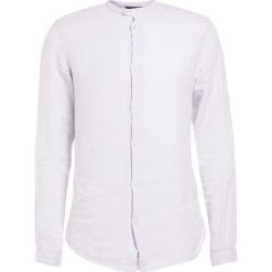 Emporio Armani Koszula bianco nordico. Koszule męskie marki Emporio Armani. W wyprzedaży za 379.50 zł.