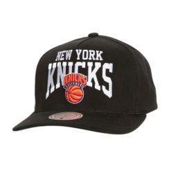 Czapka typu snapback Mitchell & Ness Big Time Pro New York Knicks. Czarne czapki męskie Mitchell & Ness, bez wzorów. Za 202.50 zł.