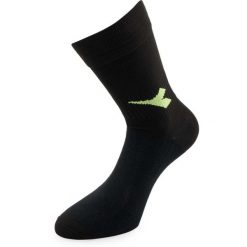 Skarpetki Diadora Cosk Treningowe 39-42: Oddychające i Zrównoważone. Fioletowe buty treningowe męskie Diadora, bez wzorów, bez zapięcia, na fitness i siłownię. Za 110.99 zł.