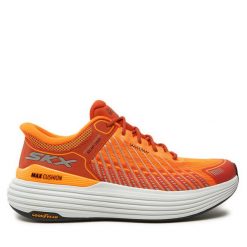 Buty do biegania Skechers. Brązowe buty do biegania męskie Skechers, bez wzorów, bez zapięcia, do biegania. Za 299.99 zł.