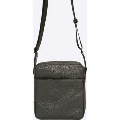 Trussardi Jeans - Saszetka. Saszetki męskie TRUSSARDI JEANS. W wyprzedaży za 379.90 zł.