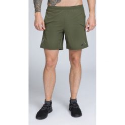 Spodenki treningowe męskie SKMF251 - khaki. Szorty męskie marki 4f. W wyprzedaży za 59.99 zł.
