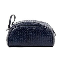 Saszetka w kolorze granatowym - (S)29 x (W)14 x (G)16,5 cm. Torby męskie na ramię V Italia by Versace 19.69. W wyprzedaży za 159.95 zł.