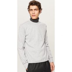 Gładka bluza - Jasny szar. Bluzy nierozpinane męskie marki Reserved. Za 79.99 zł.
